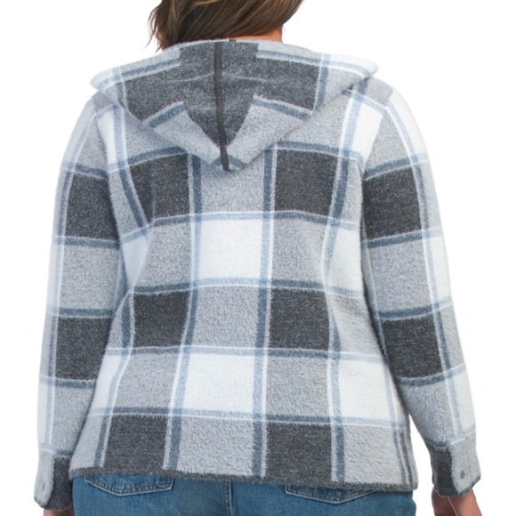 NWT Rachel Zoe plus size long sleeve Hoodie Zip up Eyelash Jacket size 2X - Picture 2 of 2